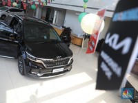 Penampakan Mobil 'Penghancur' Alphard, Beneran Muat 11 Orang!