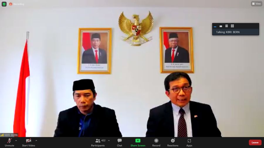 Perkembangan proses pencarian warga Indonesia yang hilang, Emmeril Kahn Mumtadz, di Bern, Kamis (9/6/2022).