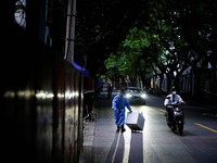 Warga China Tiba-tiba Kabur 'Berjamaah', Ada Apa Nih?