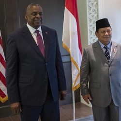 Prabowo Bertemu Menhan AS di Singapura, Bahas Apa?