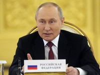 Ura! Tak Cuma Dolar, Rubel-nya Putin Juga Tekuk Euro