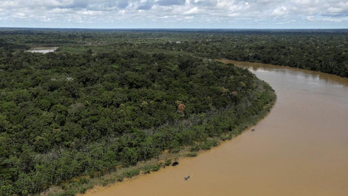 General view of Itacoai River during the search operation for British journalist Dom Phillips and indigenous expert Bruno Pereira, who went missing while reporting in a remote and lawless part of the Amazon rainforest near the border with Peru, in Atalaia do Norte, Amazonas state, Brazil, June 10, 2022. REUTERS/Bruno Kelly