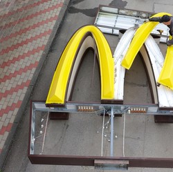Perang Dagang Trump Terus Makan Korban Baru: McDonald's