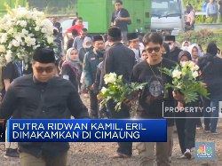 Peziarah Padati Lokasi Pemakaman Eril