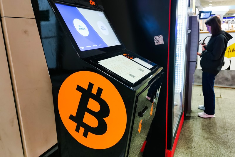 ATM Bitcoin di Krakow, Polandia ATM Bitcoin di Krakow, Polandia, Senin (30/5/2022). (Photo by Beata Zawrzel/NurPhoto via Getty Images)