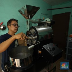 Mesin Roasting Kopi Buatan Tangerang Laris di Malaysia