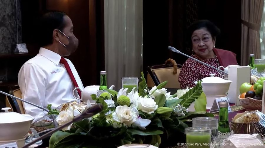 Persiden Joko Widodo makan siang bersama para ketua umum partai koalisinya di Istana Kepresidenan Jakarta. (Tagkapan Layar Youtube Sekretariat Presiden)