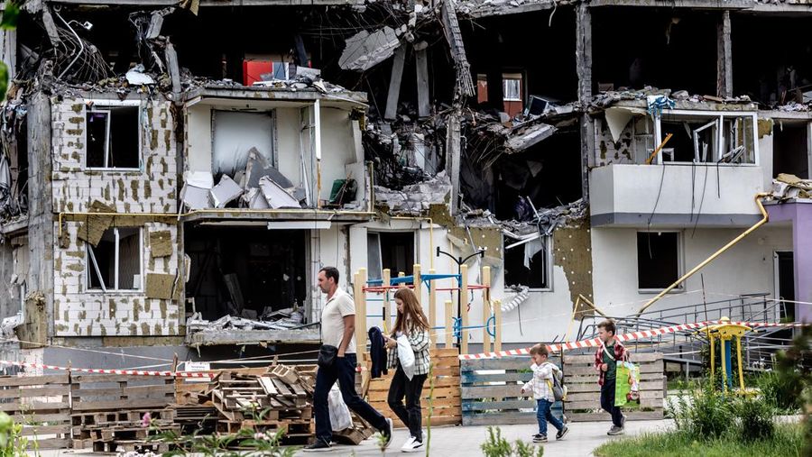 Rumah Rusak dan Hancur Akibat Serangan Rusia ke Ukraina di Bucha