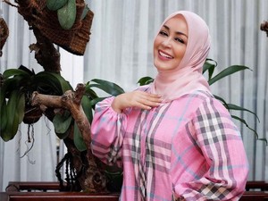 Chintami Atmanagara Tak Lagi Pikirkan Pasangan Hidup Usai 2 Kali Gagal