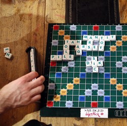 Tak Cuma Memperkaya Kosa Kata, Ini 4 Manfaat Bermain Scrabble