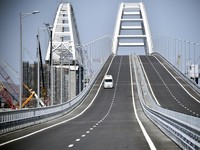Ini Bahayanya Jika Ukraina Ledakkan Jembatan Terpanjang Eropa