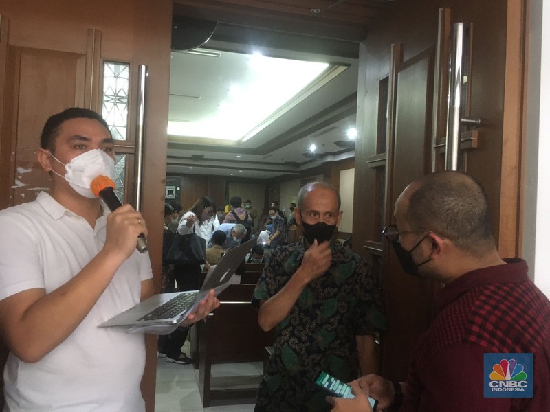 Sidang Penundaan Kewajiban Pembayaran Utang (PKPU) PT Garuda Indonesia di PN Jakarta Pusat Sidang Penundaan Kewajiban Pembayaran Utang (PKPU) PT Garuda Indonesia di PN Jakarta Pusat, Jumat (17/6/2022). (CNBC Indonesia/Romys Bekinasri)