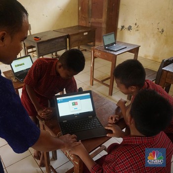 Terpencil di Karimun Jawa, Desa Ini Baru Rasakan Internet