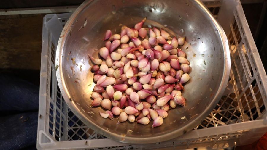Harga Bawang Merah (CNBC Indonesia/Tri Susilo)