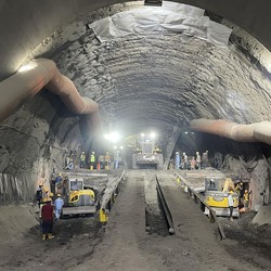 Hari Ini Kereta Untuk Kereta Cepat JKT-BDG Dikirim Dari China