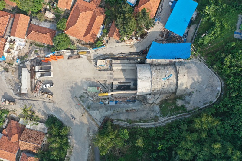 Seluruh Terowongan di Proyek KCJB Berhasil Ditembus. (Dok. KCIC) Seluruh Terowongan di Proyek KCJB Berhasil Ditembus. (Dok. KCIC)