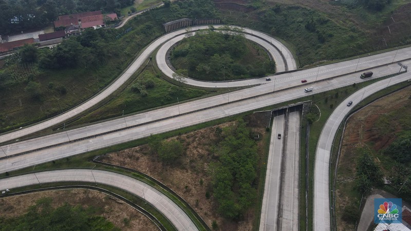 Tol Caringin (CNBC Indonesia/Andrean Kristianto)