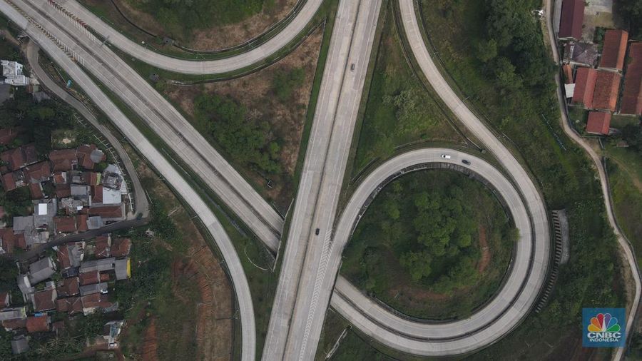 Tol Bekasi-Cawang-Kampung Melayu atau Becakayu. (CNBC Indonesia/Muhammad Sabki)