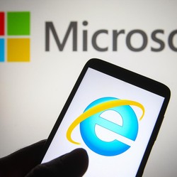 Resesi AS Makan Korban: Raksasa Google, Facebook Hingga Tesla