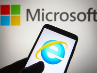 Resesi AS Makan Korban: Raksasa Google, Facebook Hingga Tesla