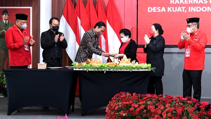 Presiden RI Jokowi di Rakernas II PDI Perjuangan Desa Kuat, Indonesia Maju dan Berdaulat - 21 Juni 2022. (Foto: Kris - Biro Pers Sekretariat Presiden)