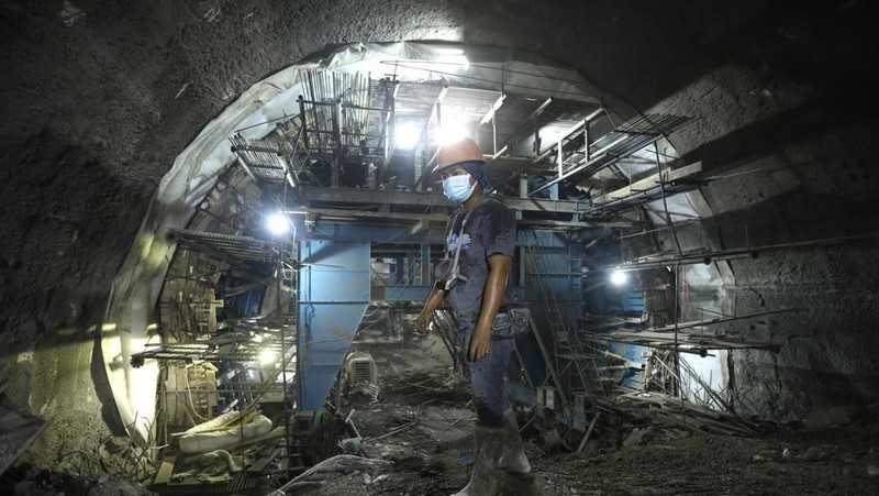 Terowongan Kereta Cepat KCIC (CNBC Indonesia/Tri Susilo)