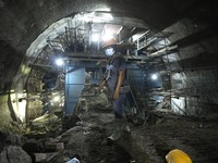 Penampakan Terowongan Tembus Perut Bumi Kereta Cepat