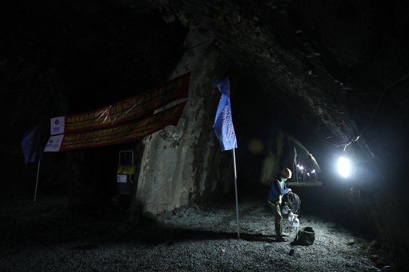 Terowongan Kereta Cepat KCIC (CNBC Indonesia/Tri Susilo)