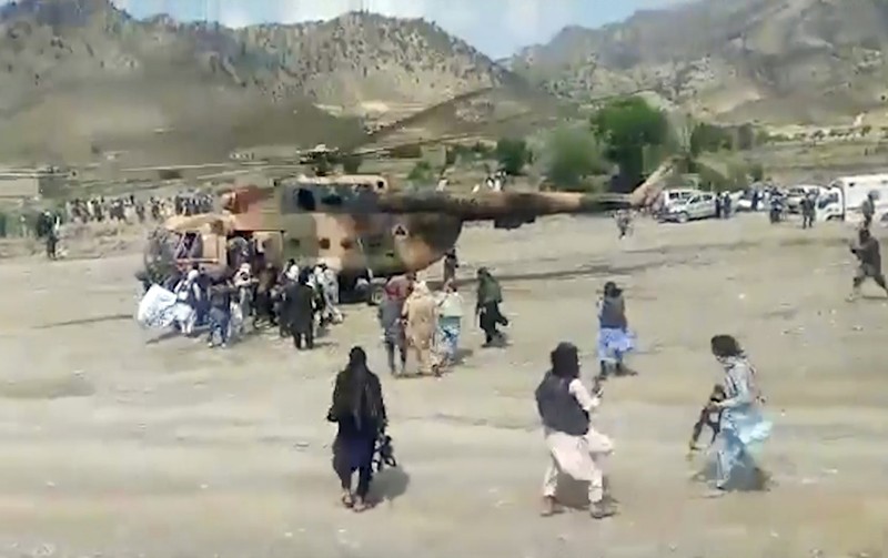 Afghanistan In this photo released by a set-run news agency Bakhtar, Afghans evacuate wounded in an earthquake in the province of Paktika, eastern Afghanistan, Wednesday, June 22, 2022. (Bakhtar News Agency via AP)