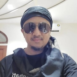 Yusuf Mansur, Dari Prestasi Hingga Dugaan Wanprestasi