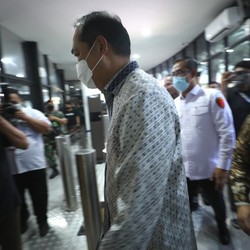Eks Mendag Lutfi Penuhi Panggilan Kejagung soal Minyak Goreng