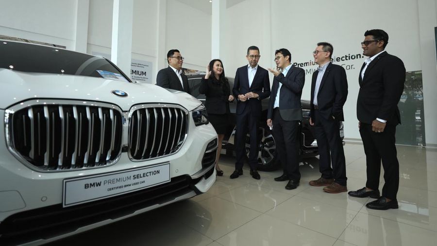 Diler BMW Premium Selection Pertama Luminary Used Car (CNBC Indonesia/Tri Susilo)