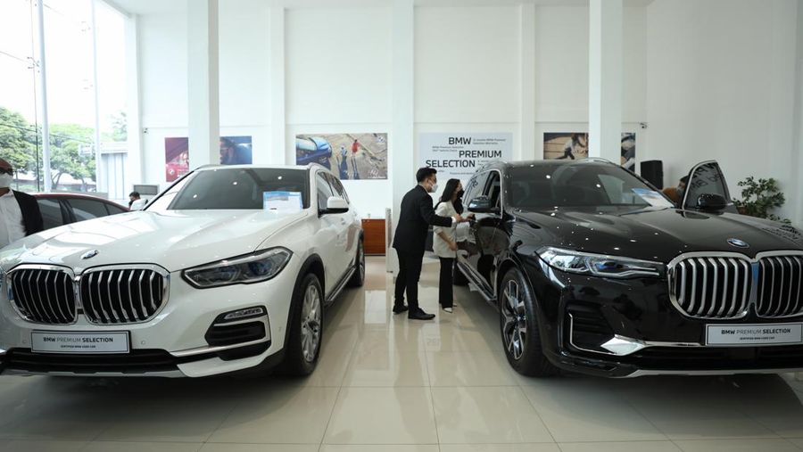 Diler BMW Premium Selection Pertama Luminary Used Car (CNBC Indonesia/Tri Susilo)