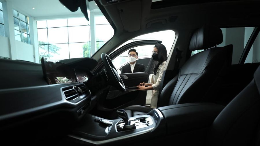 Diler BMW Premium Selection Pertama Luminary Used Car (CNBC Indonesia/Tri Susilo)