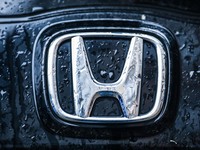 Honda Mendadak Recall 750.000 Mobil, Ada Civic dan CR-V