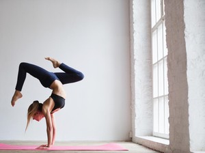 21 Juni Hari Yoga Internasional, Kenali Manfaat Yoga untuk Kesehatan