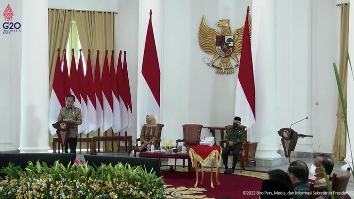 Jokowi di Penyampaian LHP LKPP Tahun 2021, Istana Kepresidenan Bogor, 23 Juni 2022 Jokowi di Penyampaian LHP LKPP Tahun 2021, Istana Kepresidenan Bogor, 23 Juni 2022