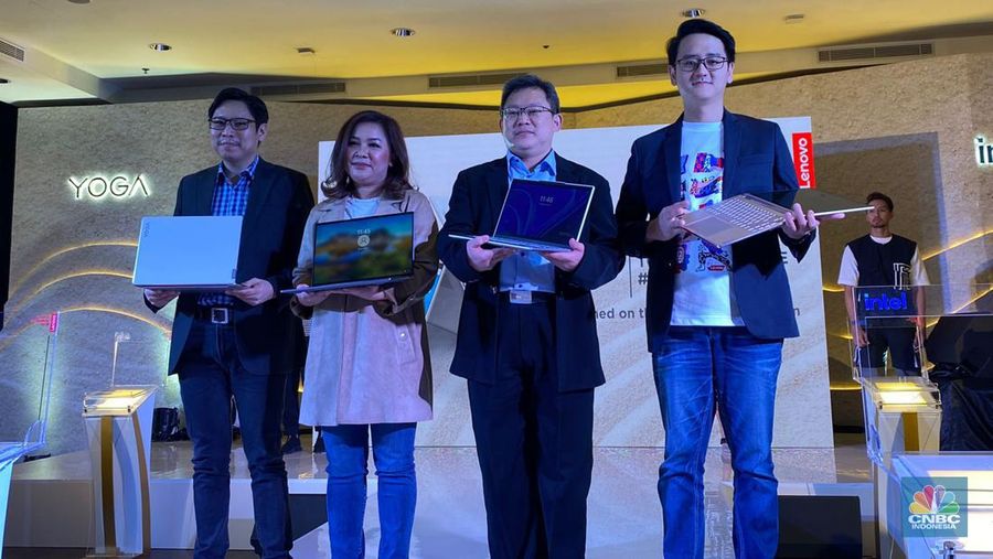 Peluncuran Lenovo Yoga