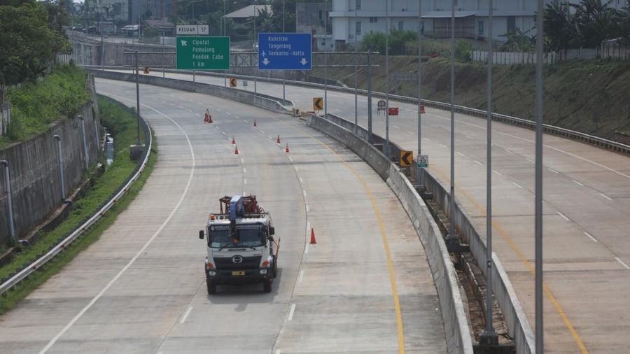 Tol Pamulang - Cinere. (CNBC Indonesia/Andrean Kristianto)
