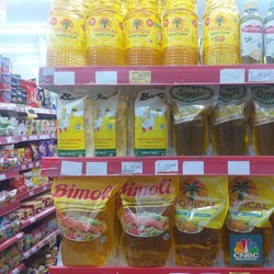 Zulhas Janji Minyak Goreng Rp14.000, Cek Harga Terbaru Segini