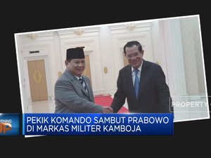 Prabowo Subianto Disambut Meriah di Markas Militer Kamboja