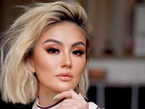 Agnez Mo Gak Salah, Ari Bias Buru Penyelenggara