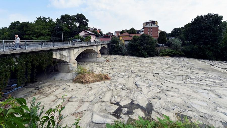 A general view of the dry riverbank of the Sangone river, a tributary of the Po river, which experiences its worst drought for 70 years, in Beinasco, Turin, Italy June 19, 2022. REUTERS / Massimo Pinca
