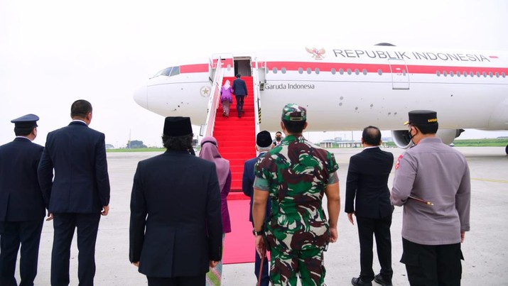 Jokowi Bertolak ke Jerman, Naik Garuda Indonesia. (Laily Rachev - Biro Pers Sekretariat Presiden)