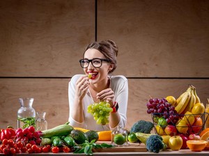 Jus atau Buah Potong, Lebih Baik yang Mana agar Diet Berhasil?