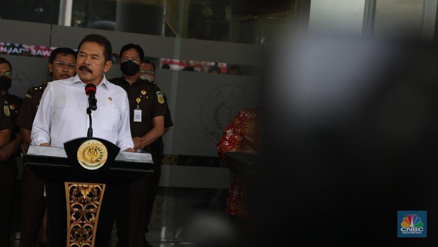 Jaksa Agung ST Burhanuddin dalam konferensi pers Jaksa Agung RI, 27 Juni 2022 (CNBC Indonesia/Muhammad Sabki)