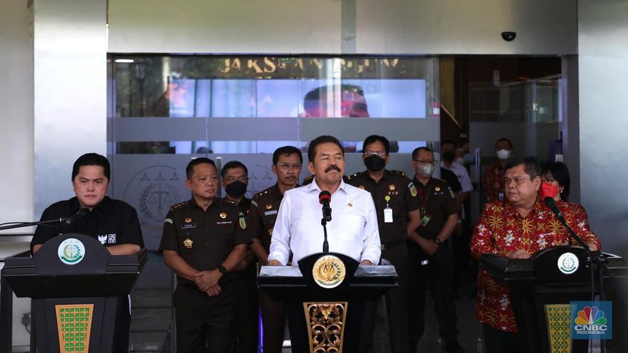 Jaksa Agung ST Burhanuddin dalam konferensi pers Jaksa Agung RI, 27 Juni 2022 (վ/Muhammad Sabki)