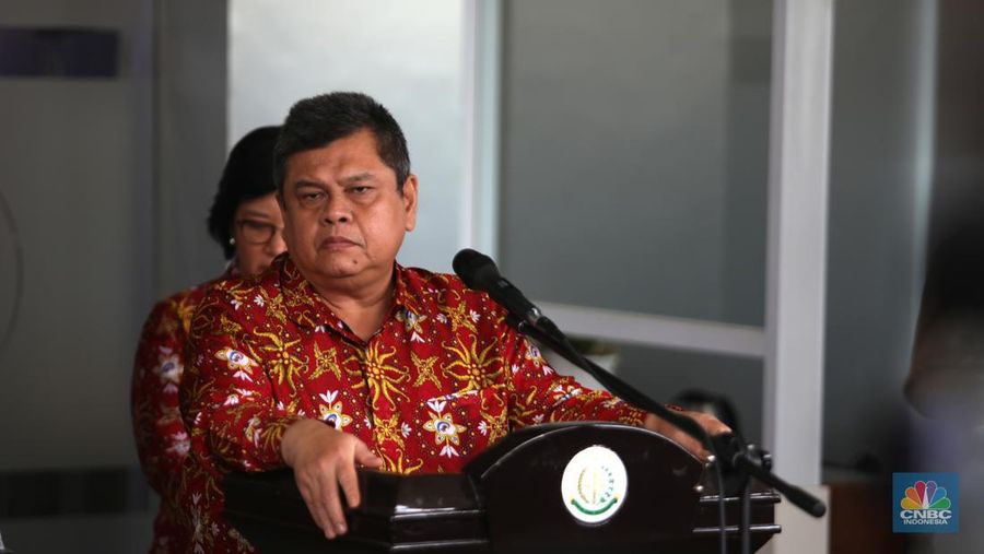 Kepala BPKP Muhammad Yusuf Ateh di Kejagung (CNBC Indonesia/Muhammad Sabki)
