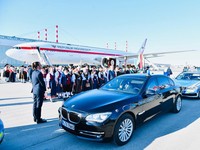 Tiba di Jerman, Jokowi Tiba-tiba 'Diteriaki' Warga! Ada Apa?
