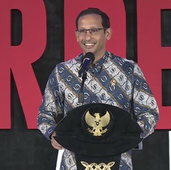 Geger UKT Meroket Berkali Lipat, DPR Panggil Menteri Nadiem Pekan ini